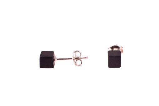 Amber earrings square black