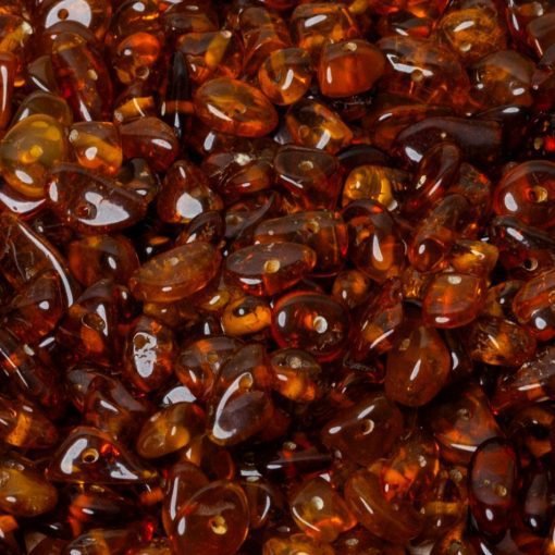 Amber beads chips light cognac 1