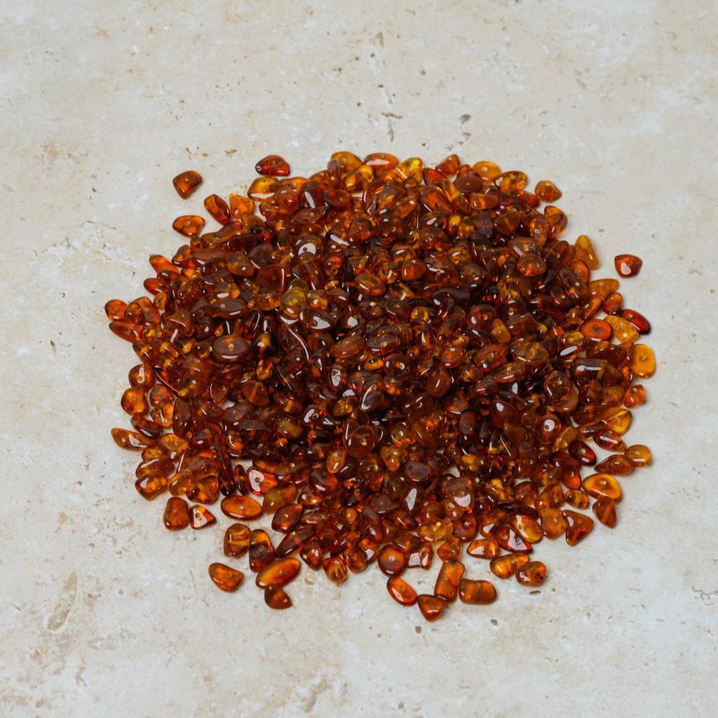 Amber beads chips light cognac