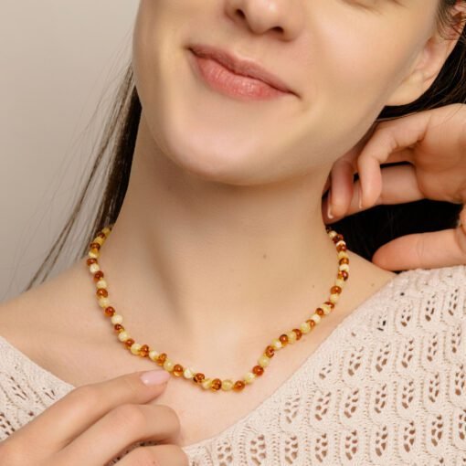 Amber necklace baroque cognac milk 1
