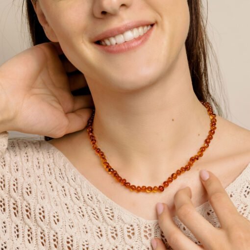 Amber necklace baroque cognac 1