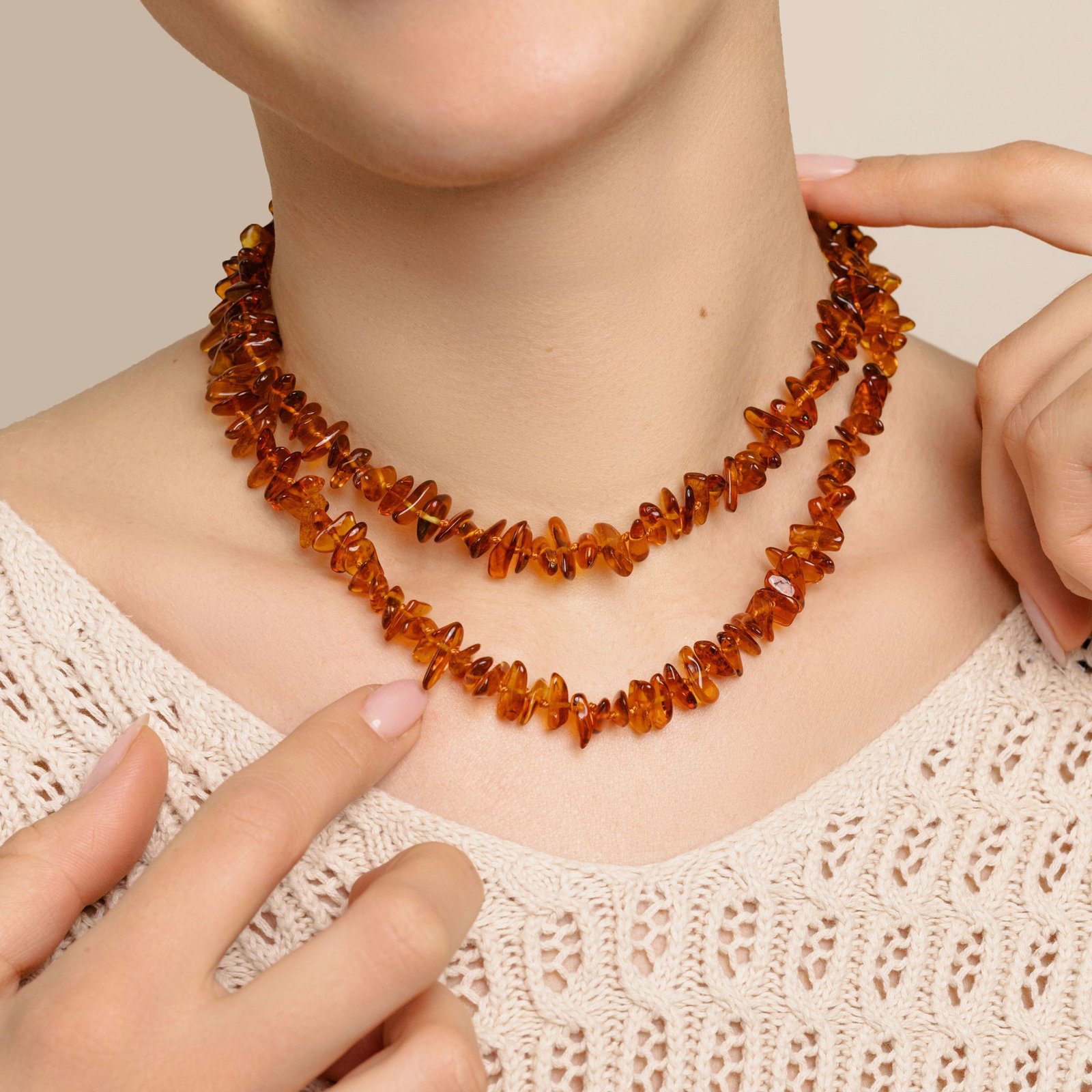 Amber necklace chips 90 cm cognac 2